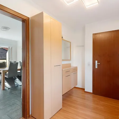 Schneider Апартаменты *